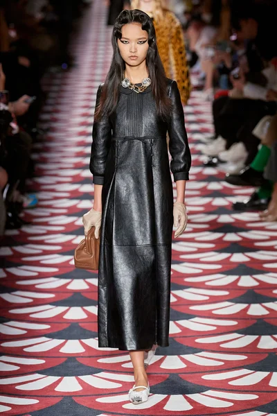 Look 40